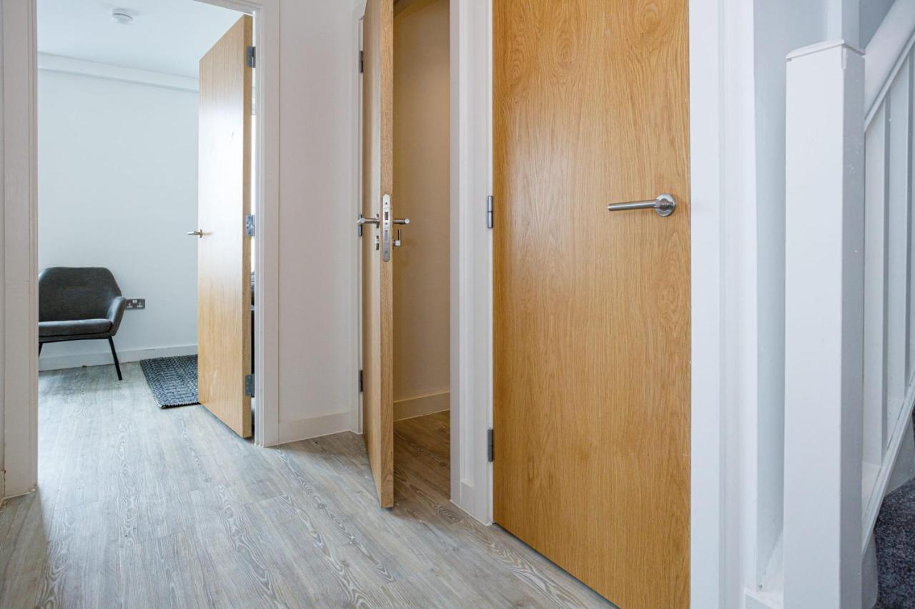 Contemporary 2 Bedroom Duplex In Salford Manchester Exteriér fotografie